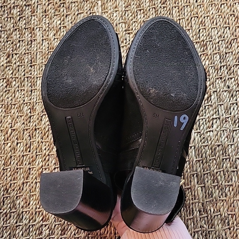 Tommy Hilfiger black suede slingback heels.  Size is 6M - Picture 5 of 8